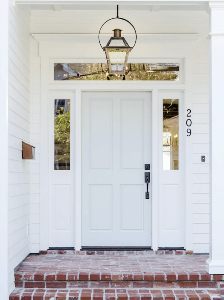 What Your Front Door Color Says About You (& 2021 Front Door Trends ...